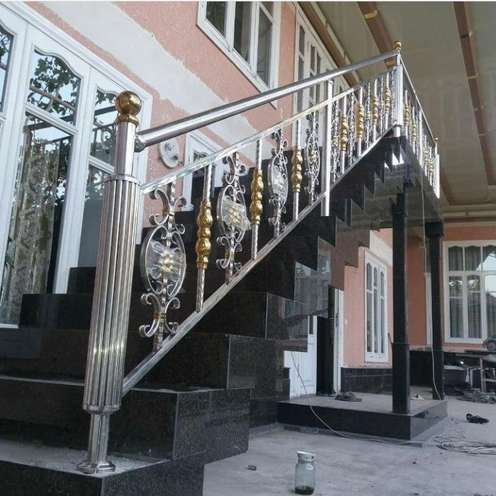 Перила из нержавейки стали .