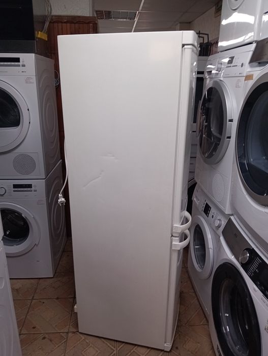 Комбиниран хладилник с фризер Миеле Miele с 2 години гаранция!