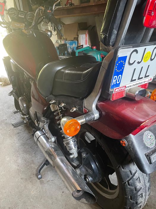 Vand Honda Magna VF 700 C