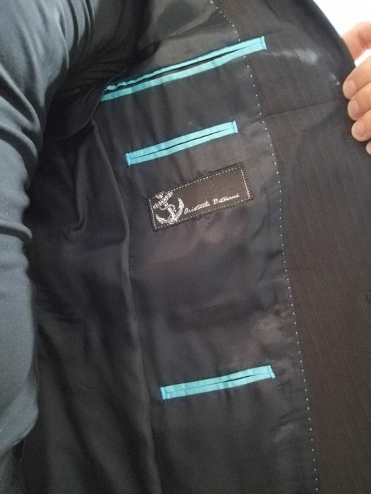 Костюм Bitsiani като нов