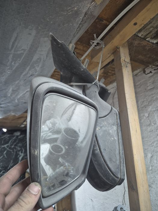 Продам зеркала 2 за 5000т. На ваз