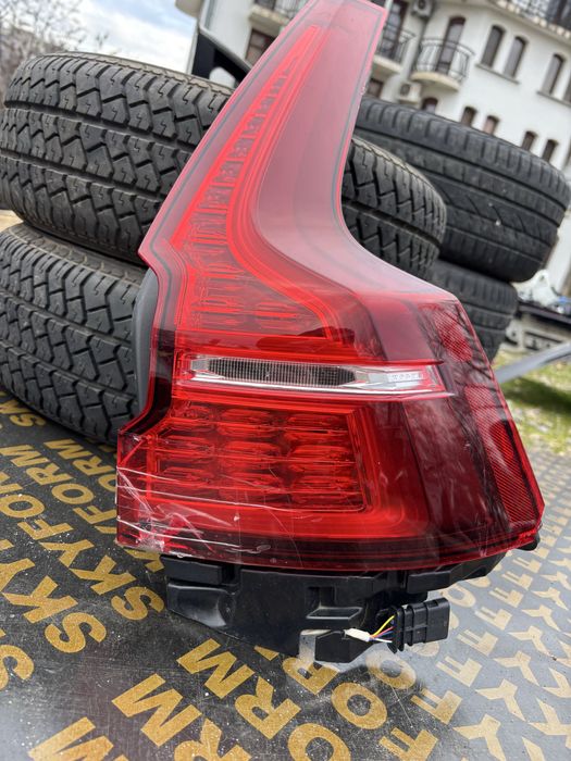 Стоп Volvo XC 60