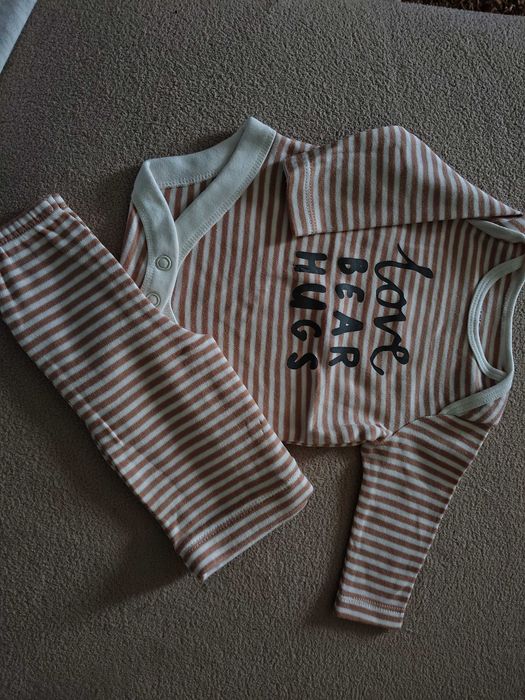 Дрешки за новородено