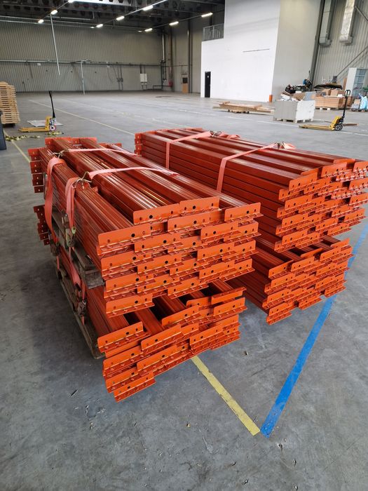 Rafturi metalice industriale