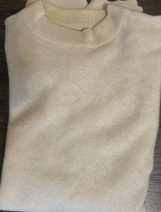 Пуловери и  жилетка 100% кашмир