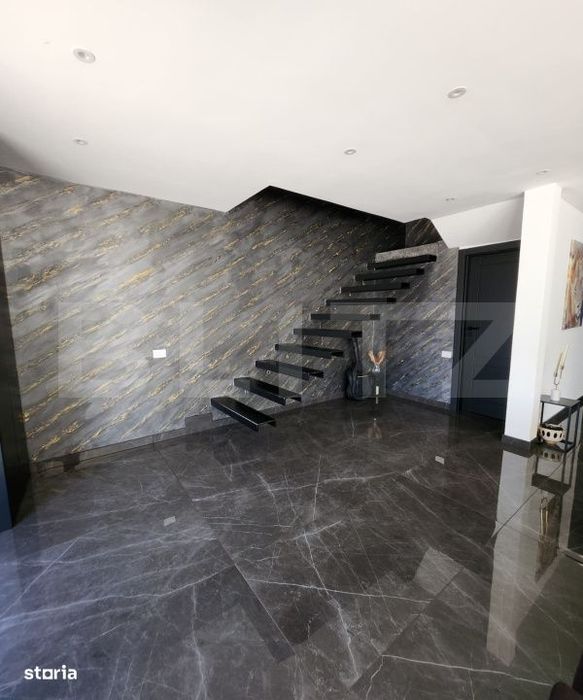 Duplex de vanzare, 103 mp, teren 285 mp, zona Gilau