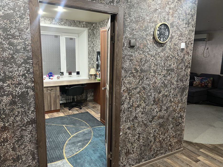 Продам 4х комнатную квартиру