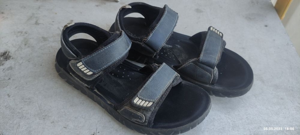 Сандали на мальчика