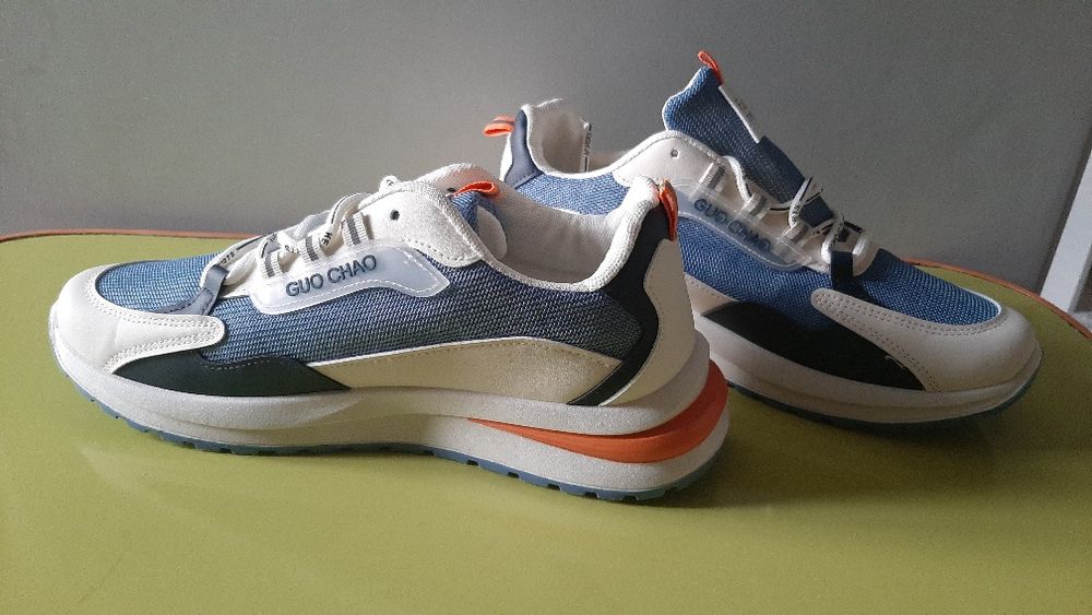 Мужская обувь, крассовки