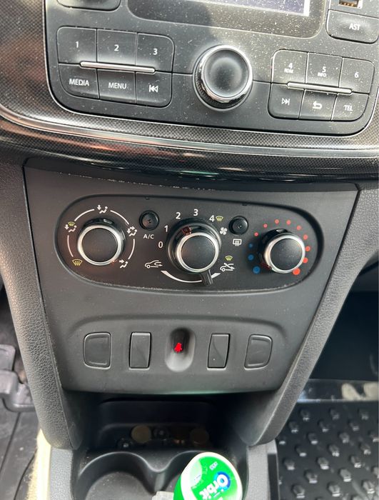 Dacia Logan 2017 1.0 benzina cu GPL