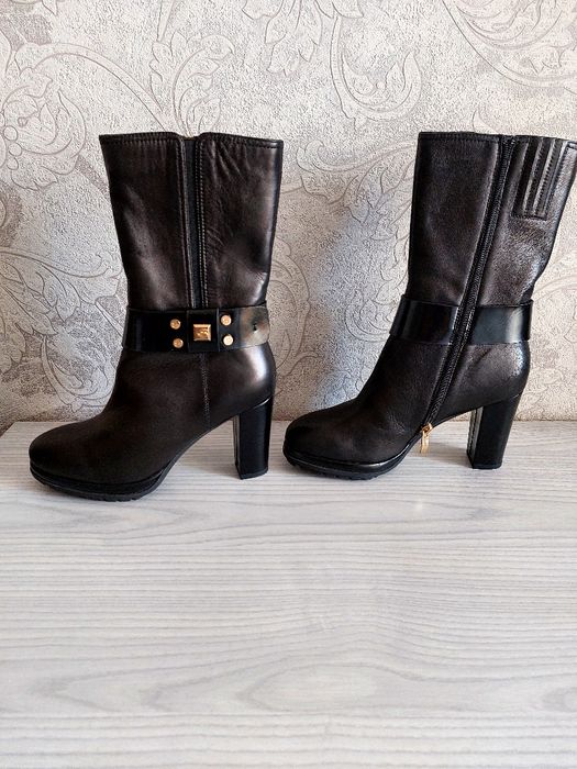 Мода, стиль, женская обувь