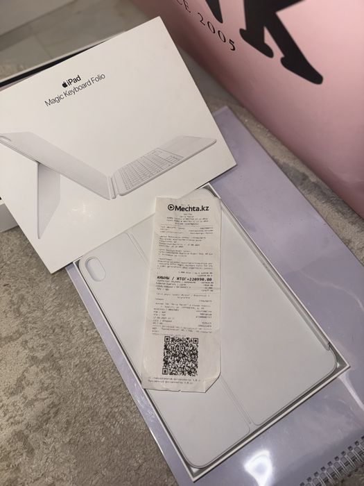 Продам клавиатуру под iPad
