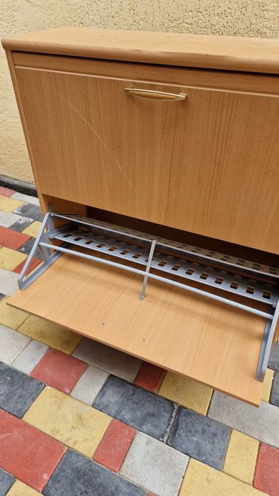 Обувница узкая компактная