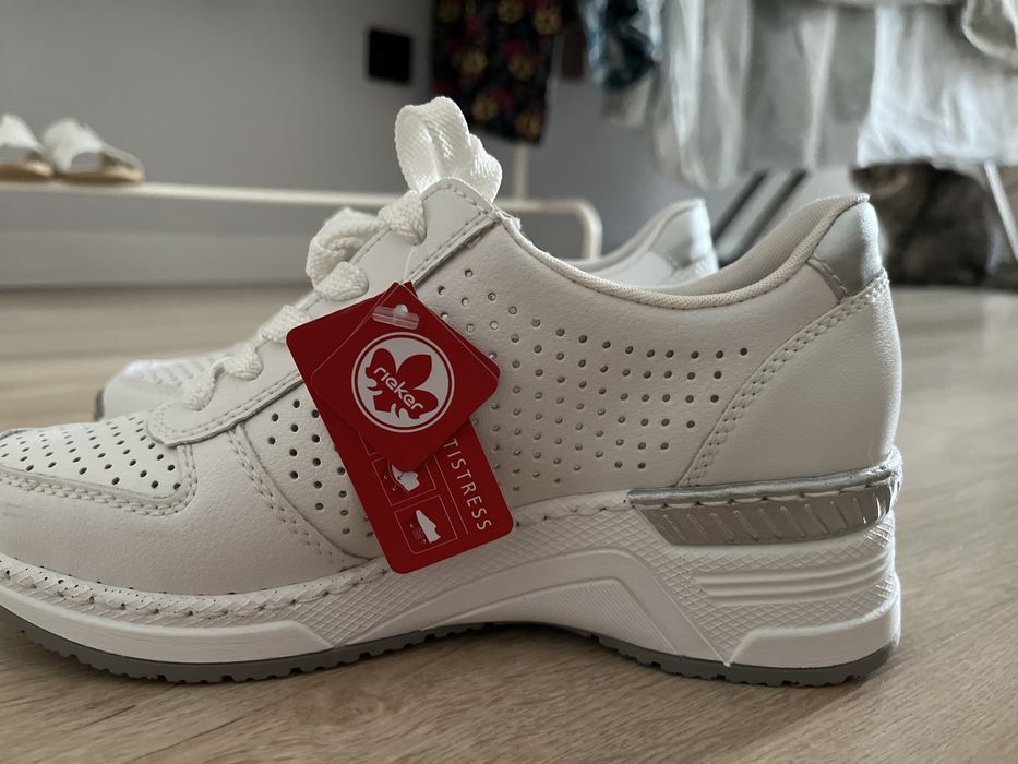 Кроссовки rieker