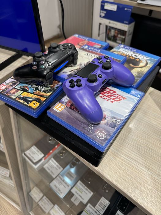 Sony PS4 Pro 1Tb, 2 manete, 5 jocuri, garantie
