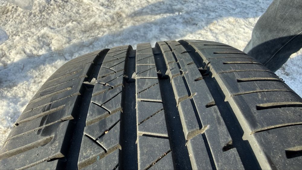 Продам шины на 235 60 R18