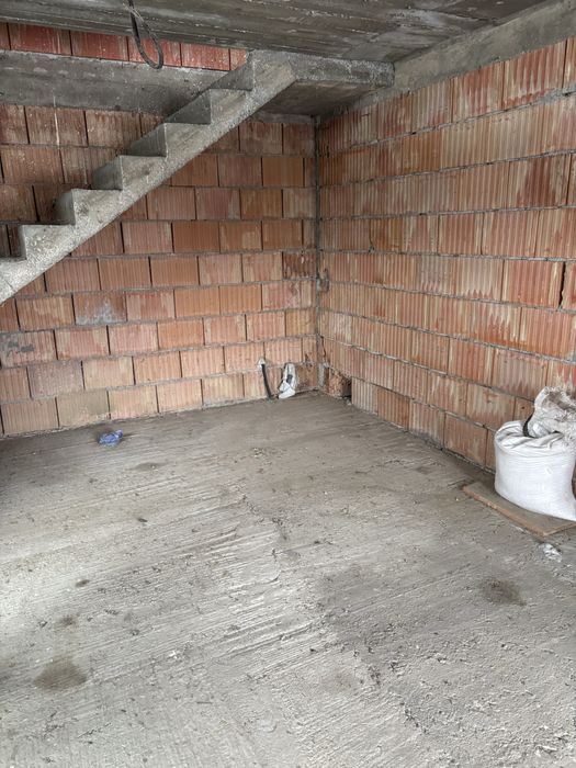 Casă la Roșu plus teren 2500 mp