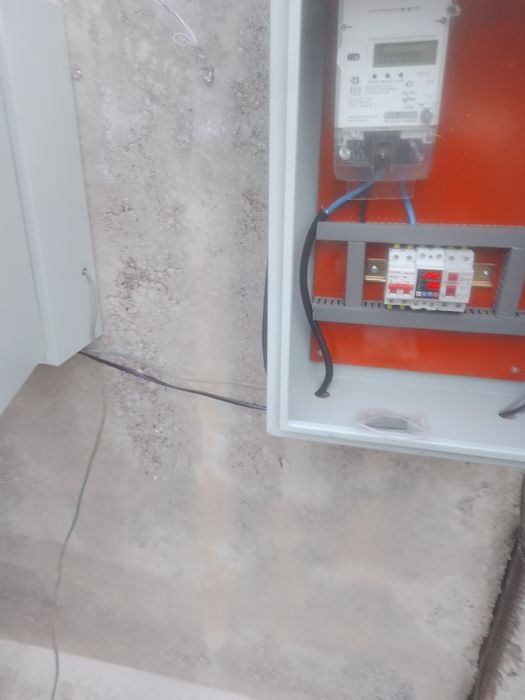 eliktirik santehniklik xizmatlarini qilaman uchurchik quyaman