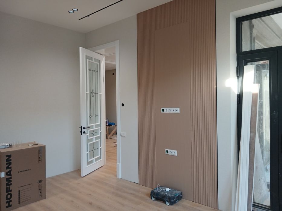 Yakkasaroyda Salamatinani yonida 2 ta 2.5 sotih engi uy