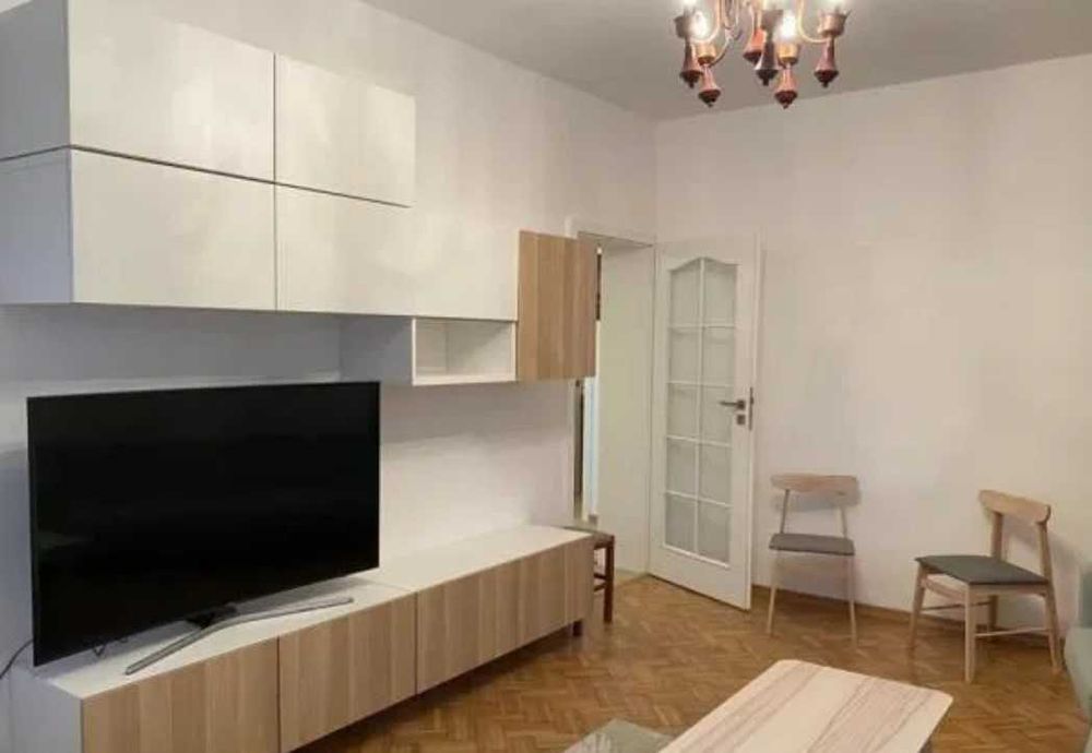 Дава се под наем Тристаен апартамент в Пловдив, Съдийски - 90 кв.м за 331.5 € - Снимка #1