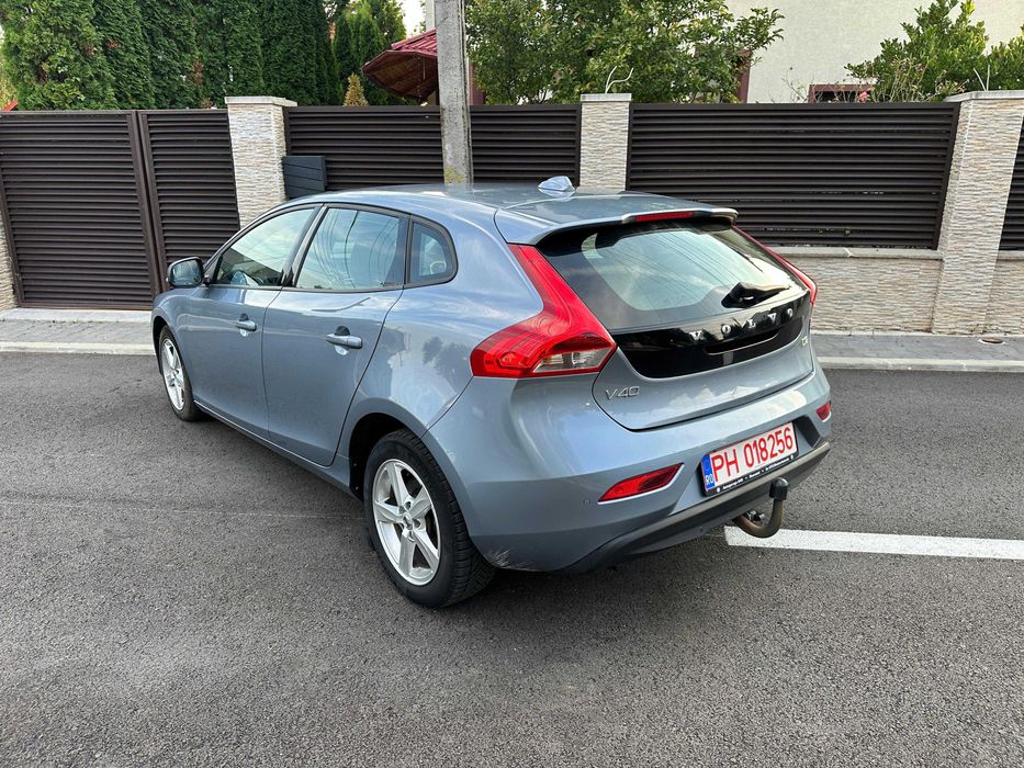 Volvo V40 - 2.0 diesel - 11/2017 - facelift