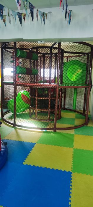 Midulare loc de joaca