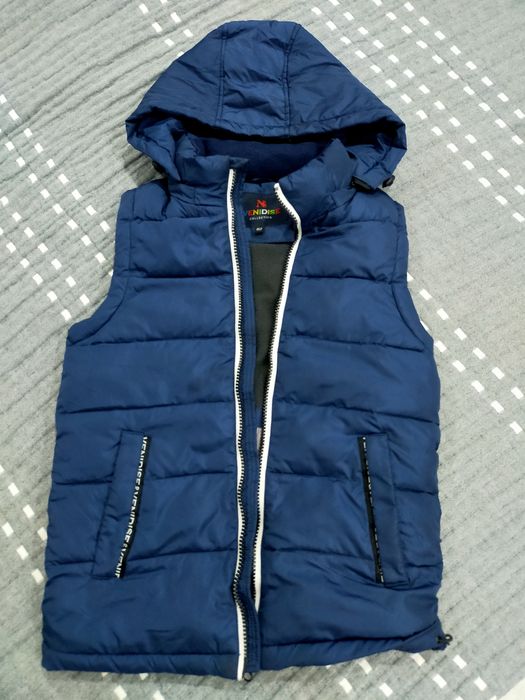 Продам жилетку утепленная