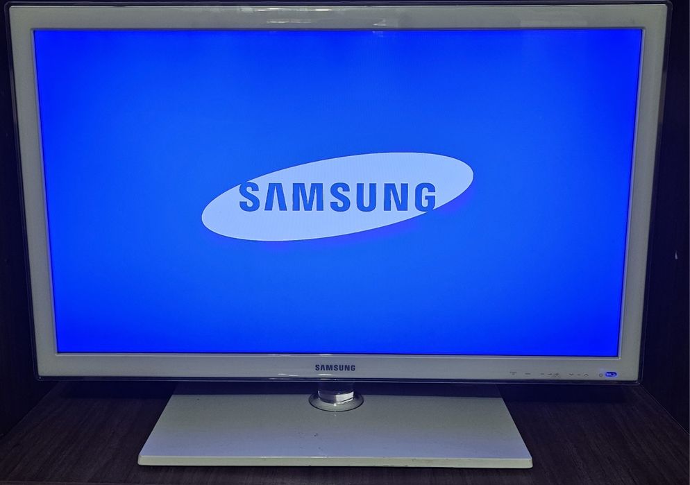 Самсунг андроид 32дюйма