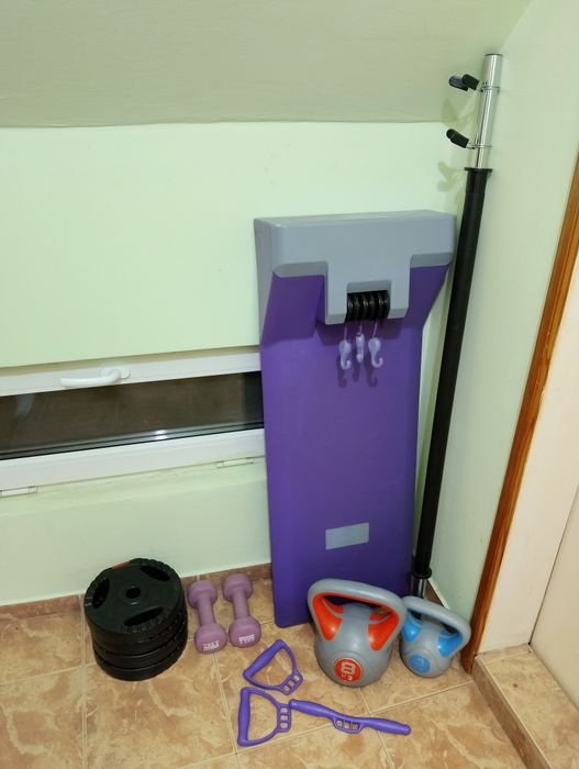 Продавам  фитнес уреди за дама