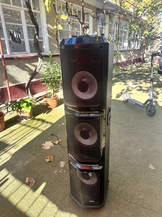 Sistem audio Akai DJ-4308A, boxa portabil