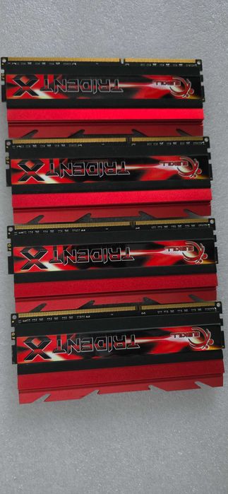 Vand 32GB RAMI DDR3 (4x8) G.Skill Trident X pe 2400 MHZ