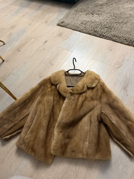 Haina de blana de nurca - mink coat