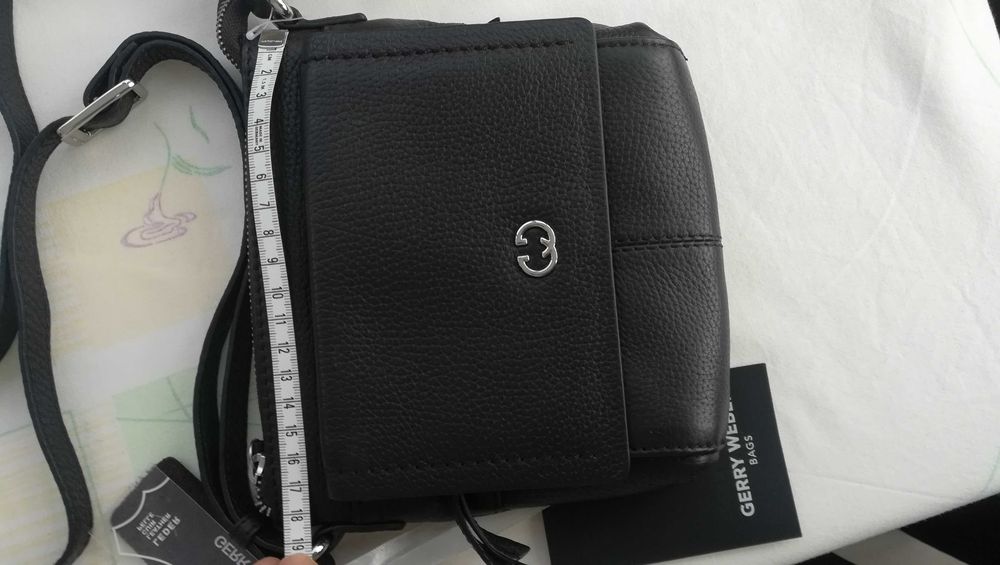 Дамска чаната тъмно кафява Gerry Weber естествена кожа с много джобове