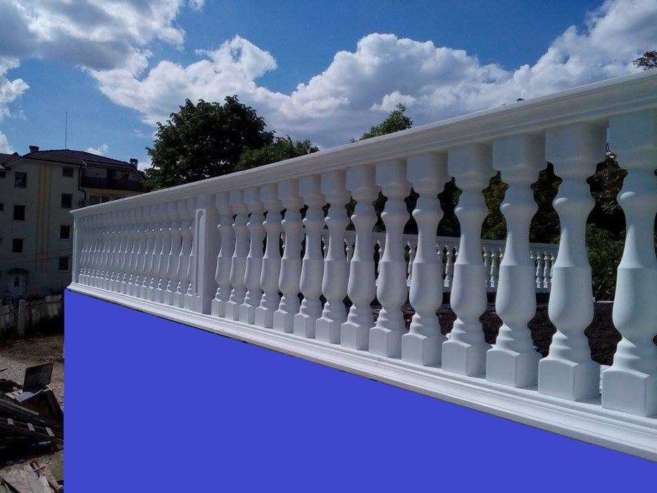 Балюстри за парапети