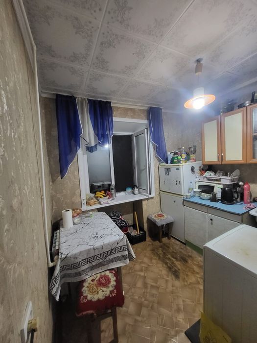 Продам трехкомнатную квартиру