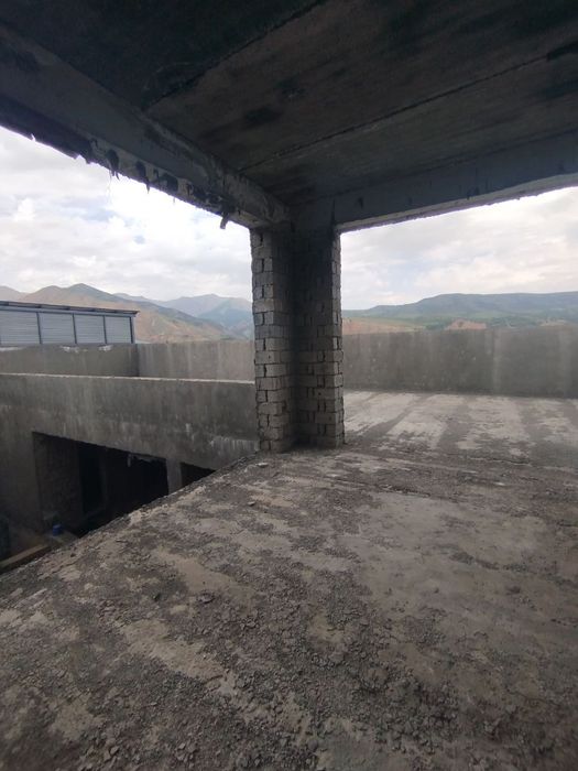 Продаётся Дача хумсан хай-тек каробка для бизнеса