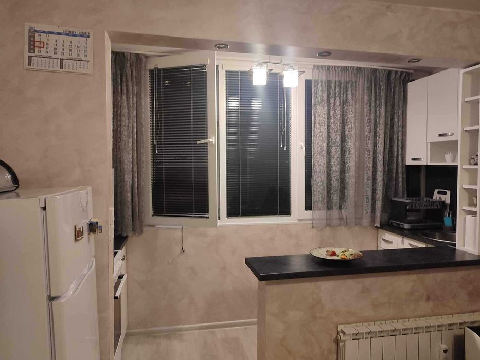 Дава се под наем Едностаен апартамент в София, Хиподрума - 50 кв.м за 350 € - Снимка #1