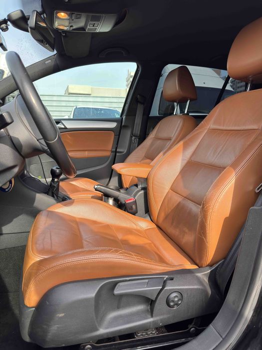 Volkswagen Golf 6 1.4 Tsi 2012 - Interior din piele, deosebit!