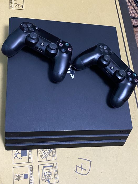 Продам playstation 4 pro 1tb