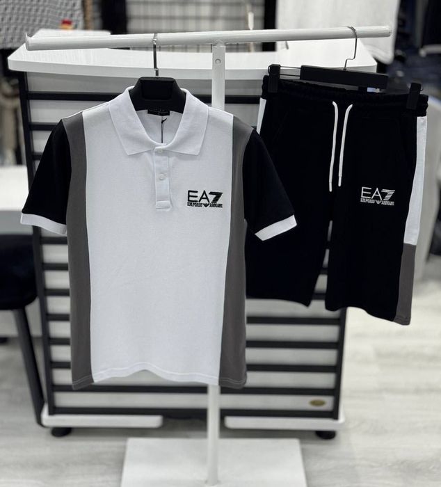 Compleu pentru bărbați