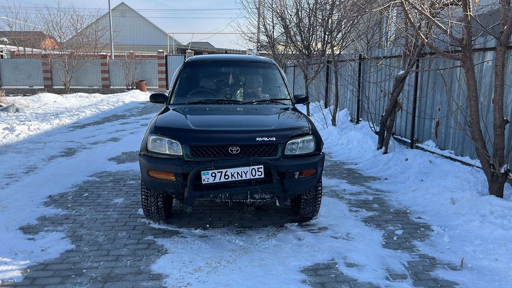 Продам Тойота Раф4