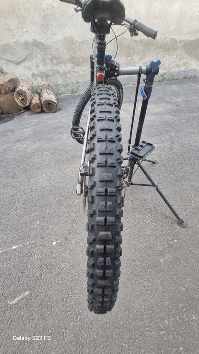 MTB full-suspension, cu roată de /29", transmisie 1x și tija de șa
