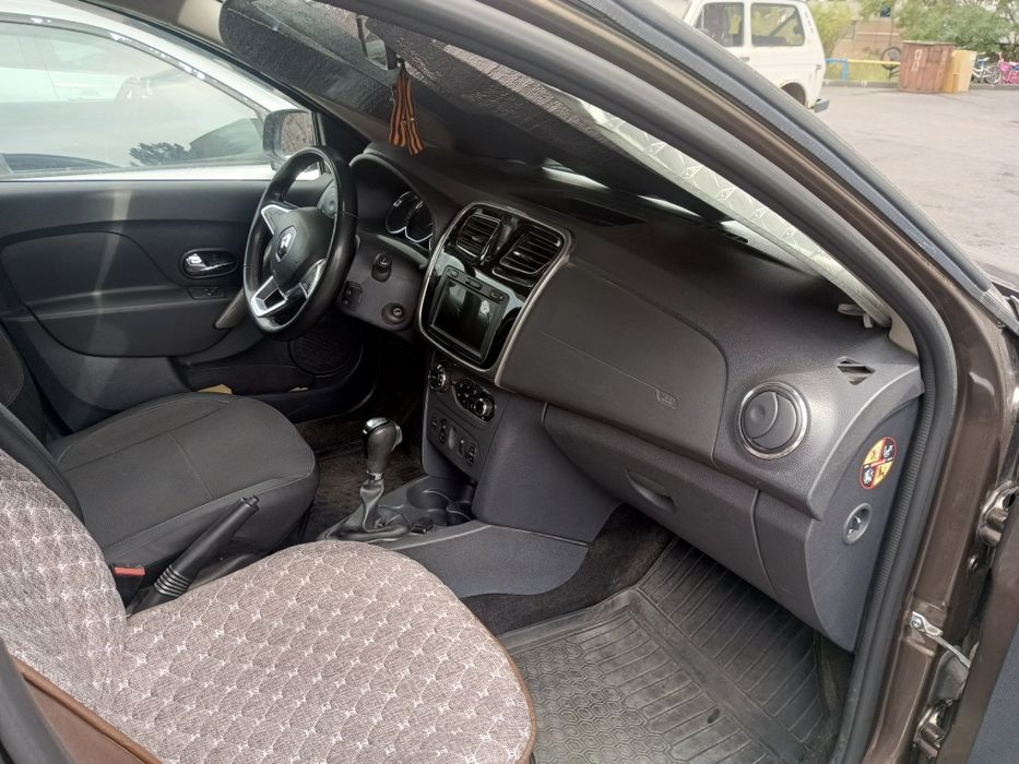 Renault Sandero  продам 2021 года