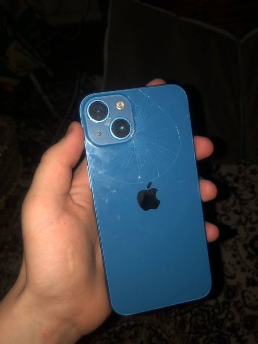 Iphone 13 с деформацией
