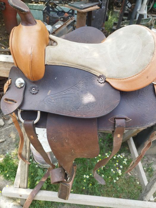 Șa de piele model american