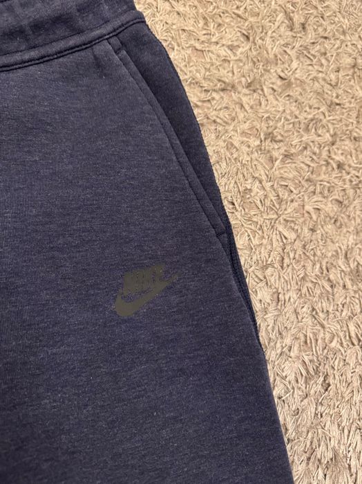 Оригинално детско долнище Nike Tech Fleece