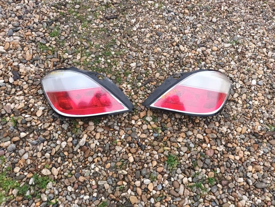 ляв и десен стоп за опел астра х хечбек 4/5 врати OPEL ASTRA H