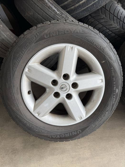 Оригинални джанти за Nissan 16 цола 5x114.3 с гуми
