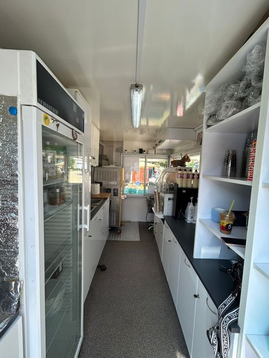 Afacere la cheie - Rulota Comercială Premium