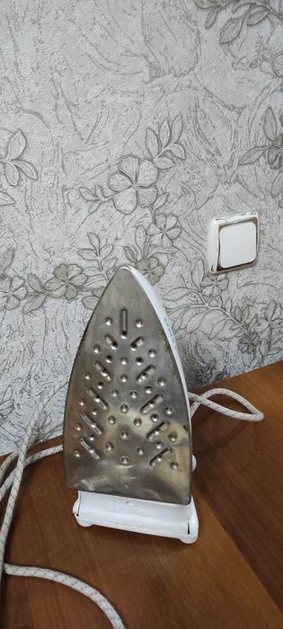 Продам утюг очень отличный